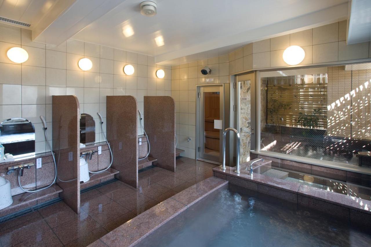 Check In Matsuyama Hotel Мацуяма Екстериор снимка