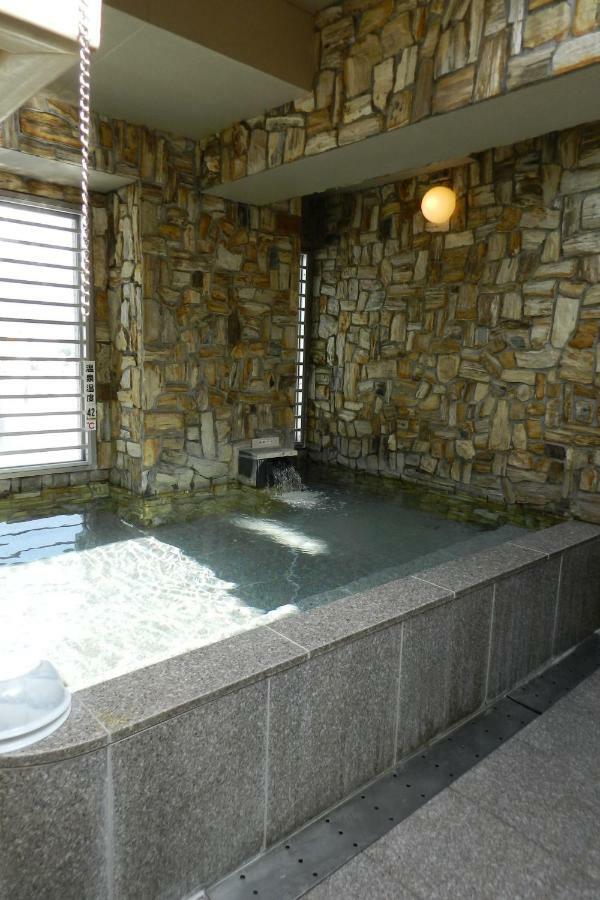 Check In Matsuyama Hotel Мацуяма Екстериор снимка